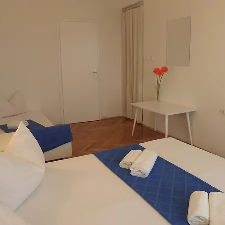 ブランシュ アパート ザダル