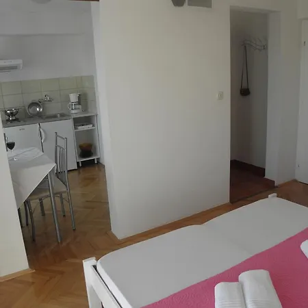 アパート ブランシュ *