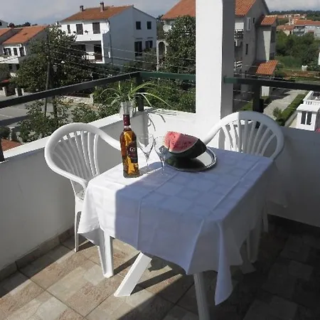 布兰奇公寓酒店 公寓 扎达尔