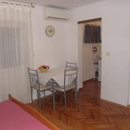 布兰奇公寓酒店 扎达尔