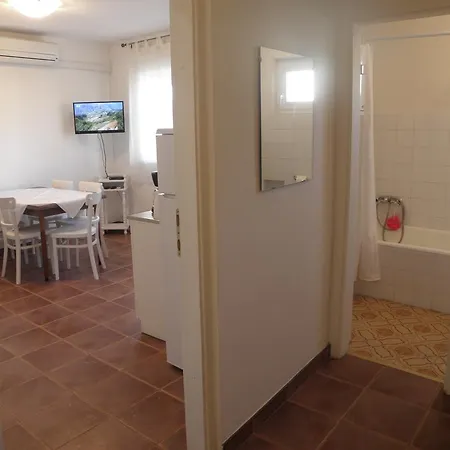 Blanche Апартаменти